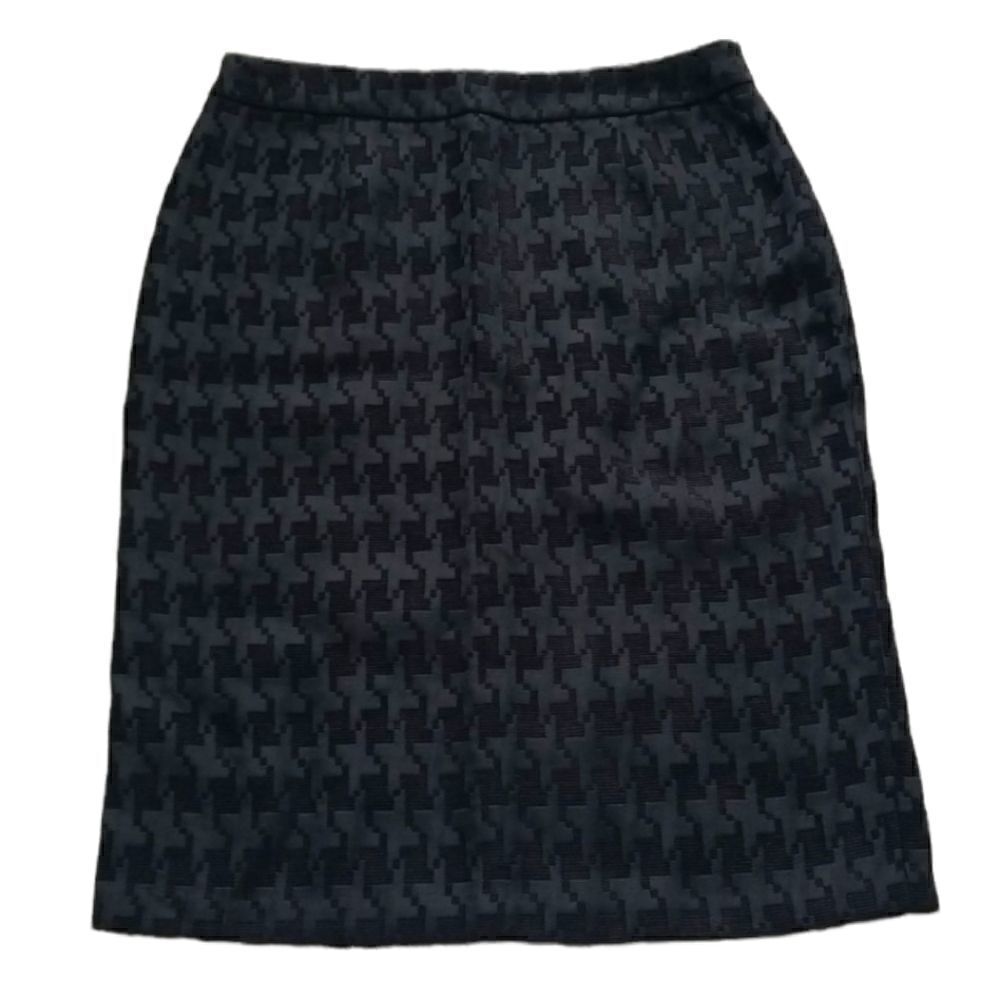 SAGHARBOR Black Skirt Sz 8